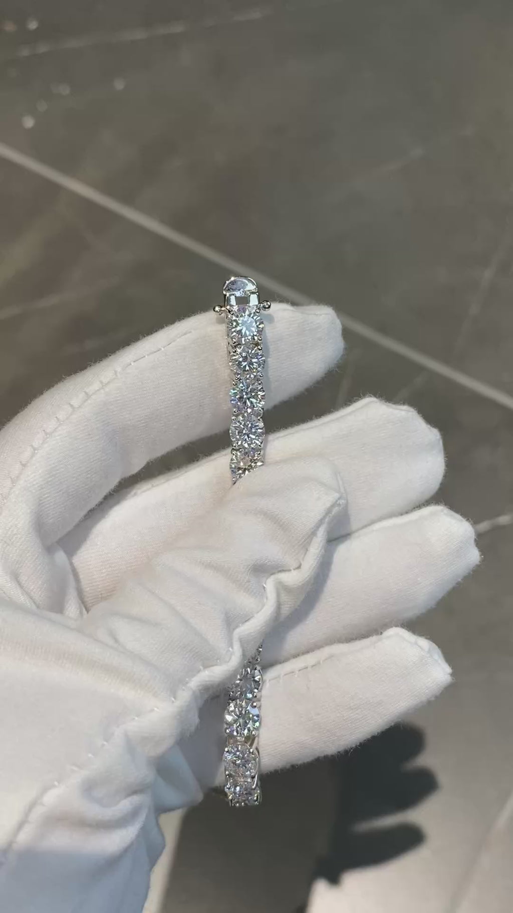 Brazalete/pulso tenis en plata esterlina .925 con moissanita VVS1